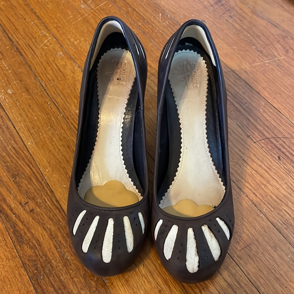 JShoes cut out pumps